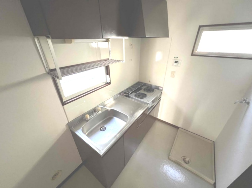 キッチン　コンパクトなキッチンで掃除もラクラク