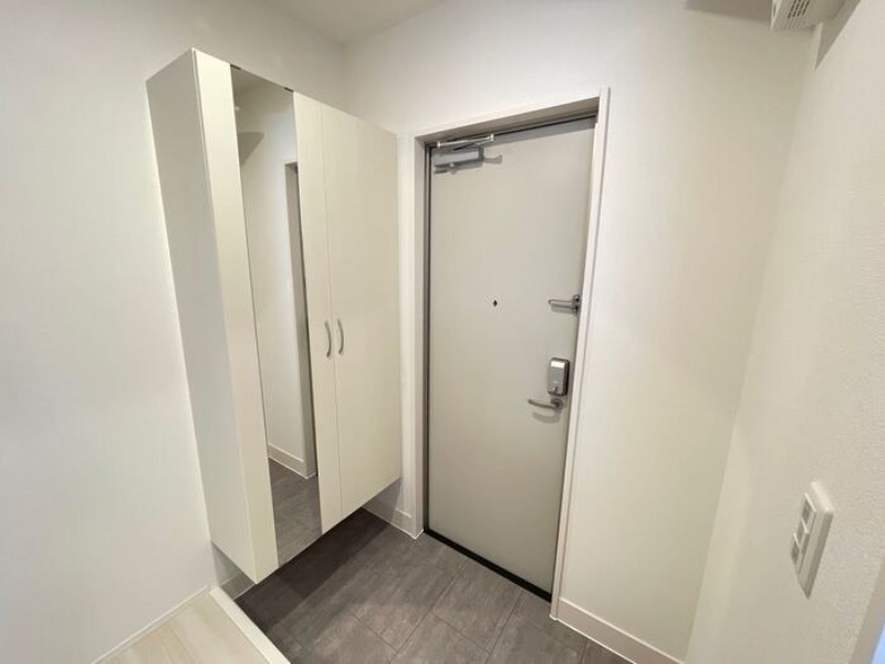 玄関　図面と現状に相違がある場合には現状を優先