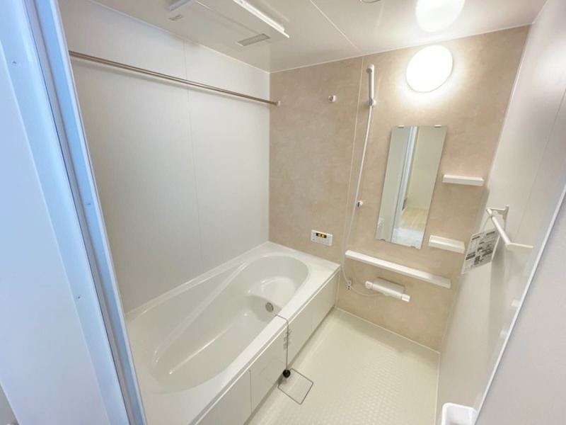 バス・シャワールーム　図面と現状に相違がある場合には現状を優先