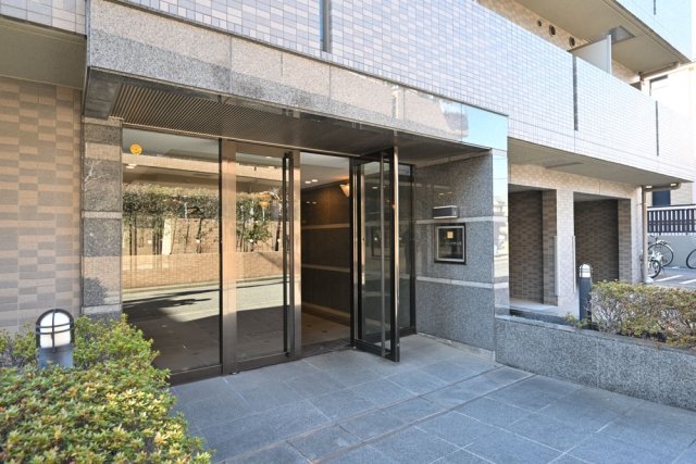 エントランス　毎日通るエントランスはこのようになっています