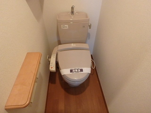 トイレ　シンプルで使いやすいトイレです