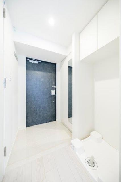 玄関　※写真は同タイプ住戸です。