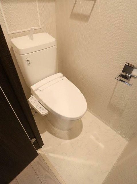 トイレ　別部屋同仕様タイプ