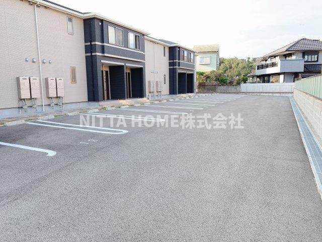 駐車場　敷地内の駐車場スペースです◆