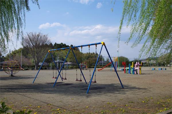 公園　釜井台団公園（公園）まで913m