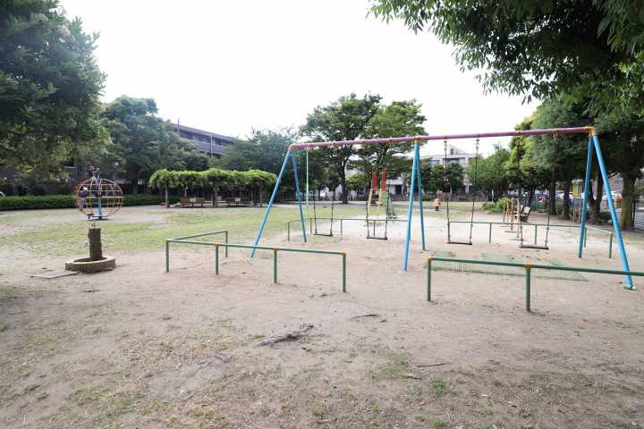 公園　中江川添公園（公園）まで465m