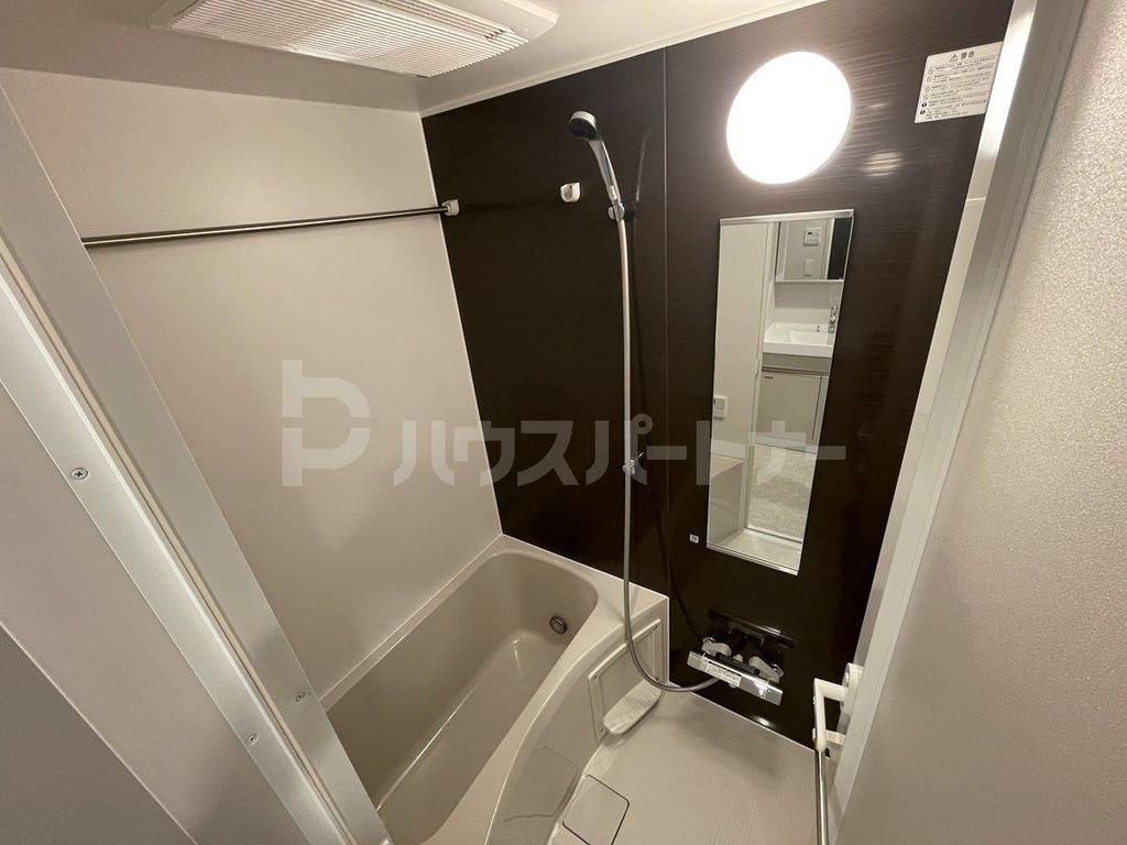 バス・シャワールーム　玄関