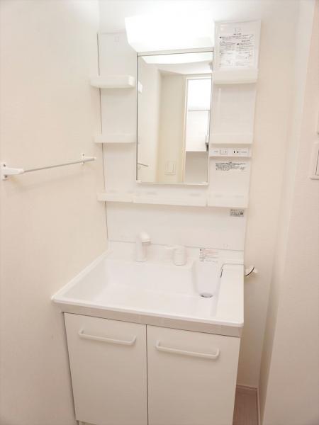 洗面設備　洗面所