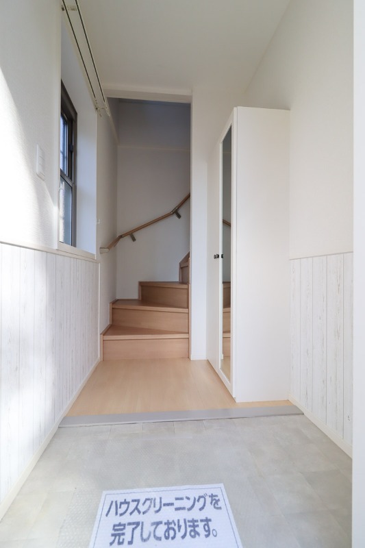 玄関　図面と現状に相違がある場合には現状を優先