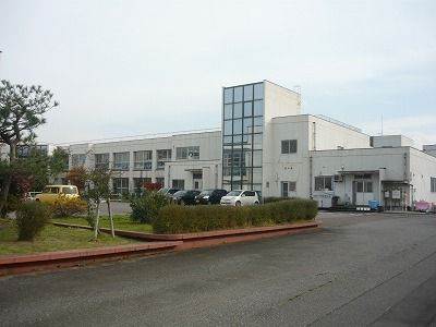 小学校　糸魚川東小学校（小学校）まで580m