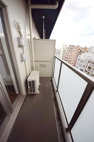 バルコニー　※別部屋の参考写真です。