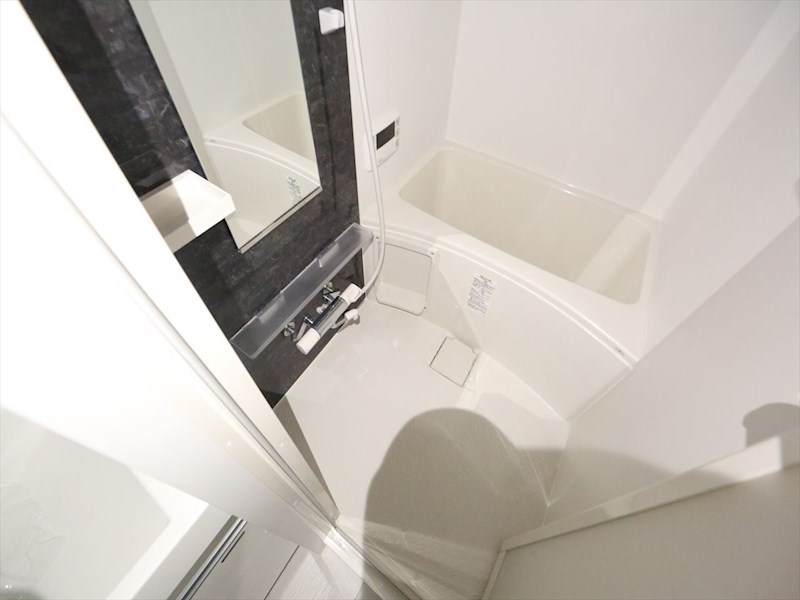 バス・シャワールーム　追い焚き・オートバス機能付お風呂