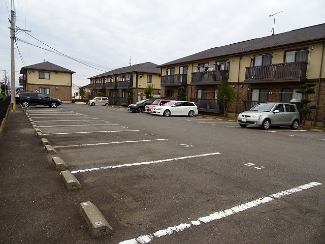 駐車場　２台可