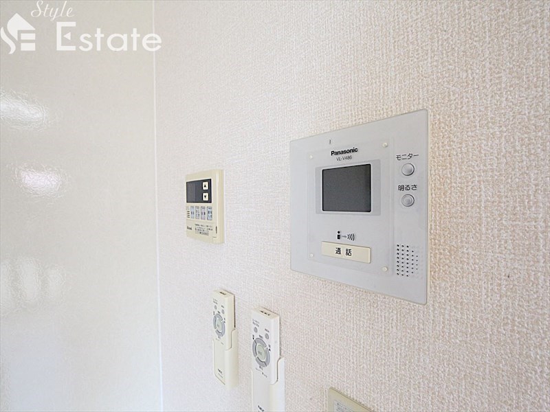 セキュリティ　モニター付きインターホン