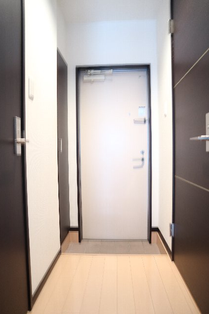 玄関　スッキリまとまった玄関です