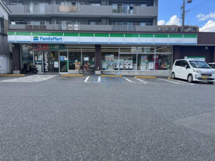 コンビニ　ファミリーマート小向西町店（コンビニ）まで503m