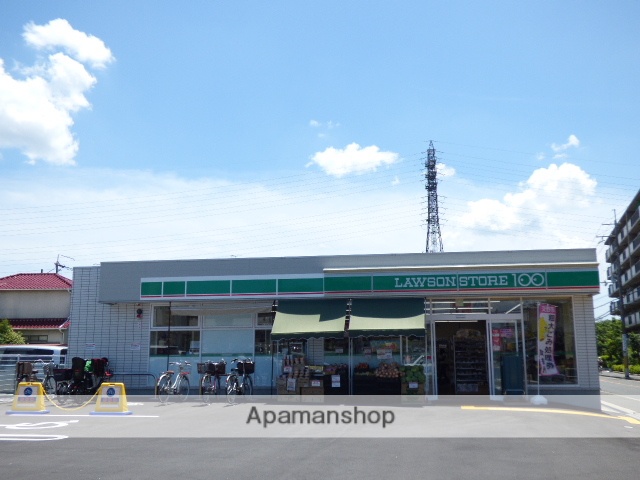 コンビニ　ローソンストア１００（コンビニ）まで335m