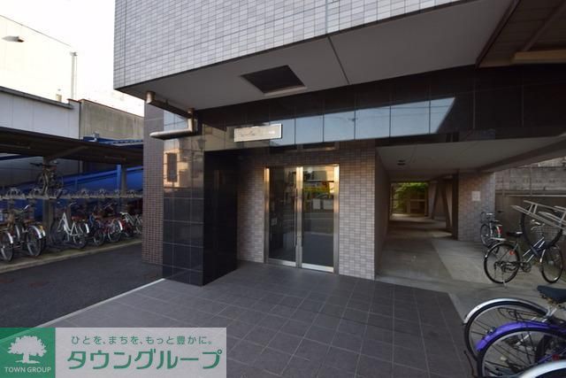 建物外観　★建物入口も立派です★