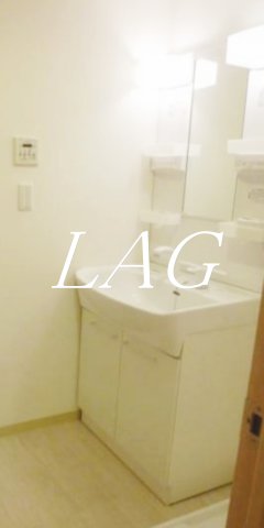 洗面設備　洗面台です。