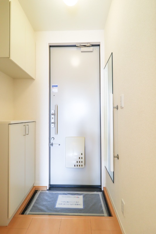 玄関　図面と現状に相違がある場合には現状を優先