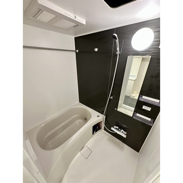 バス・シャワールーム　※別部屋の参考写真です。