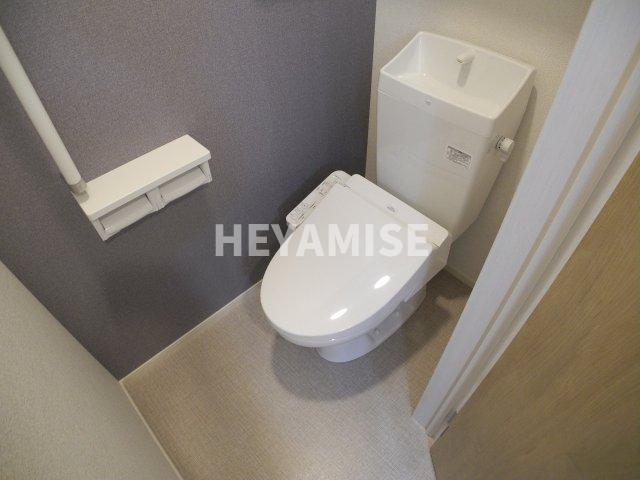 トイレ　※室内画像は別号室のもの