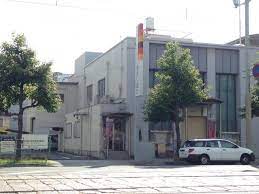 銀行　もみじ銀行鷹野橋支店（銀行）まで583m