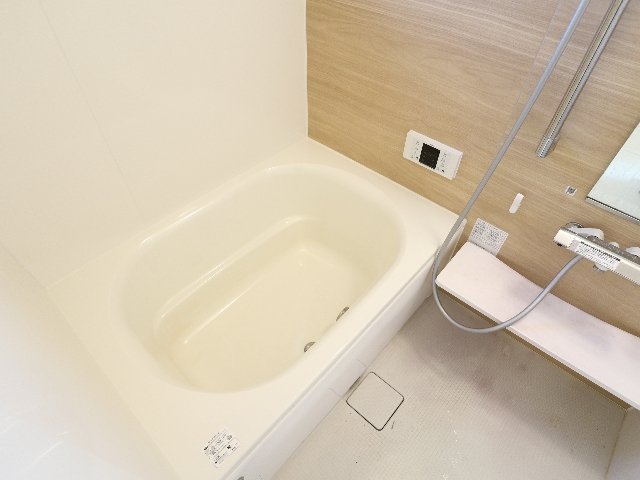 バス・シャワールーム　きれいなお風呂です