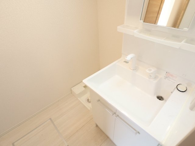 洗面設備　忙しい朝には欠かせない洗面所です