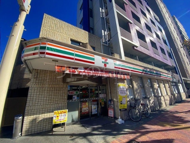 コンビニ　セブンイレブン大田区南蒲田１丁目店（コンビニ）まで551m