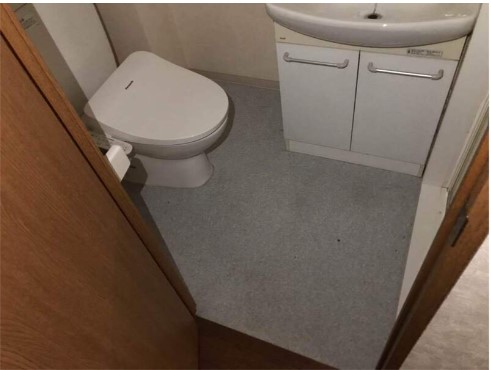 トイレ　トイレ