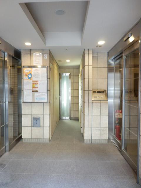 エントランス　エントランス