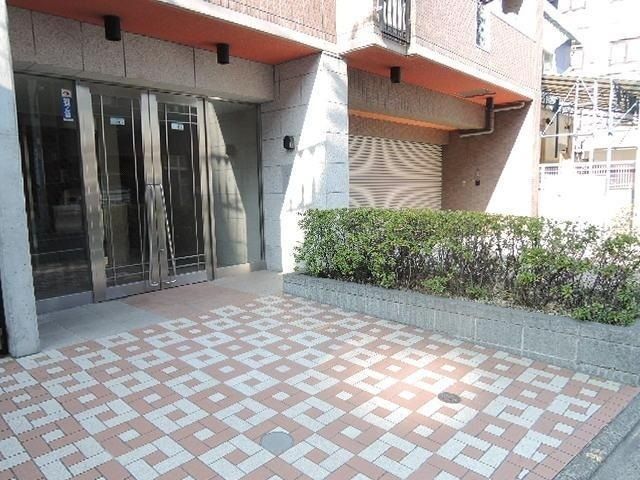 エントランス　エントランス