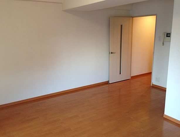 居室・リビング　☆明るい居室☆