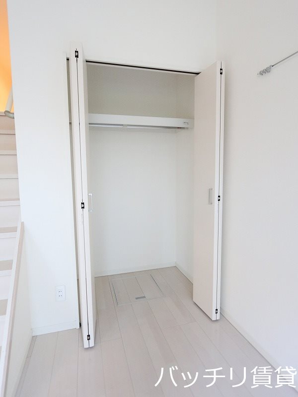 収納　画像は同シリーズタイプの為、参考写真になります。