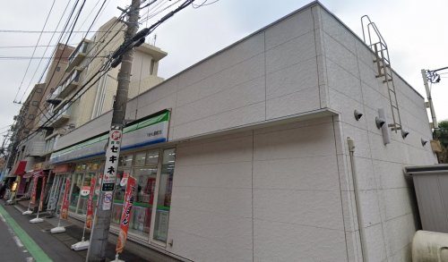 コンビニ　ファミリーマート 下総中山駅南口店（コンビニ）まで517m