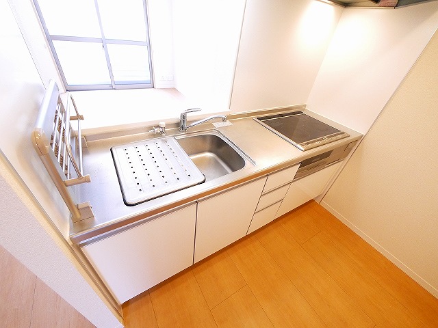 キッチン　キッチンでお料理をお楽しみください