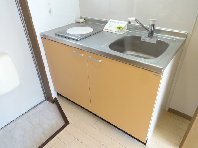 キッチン　清潔感のあるキッチンです