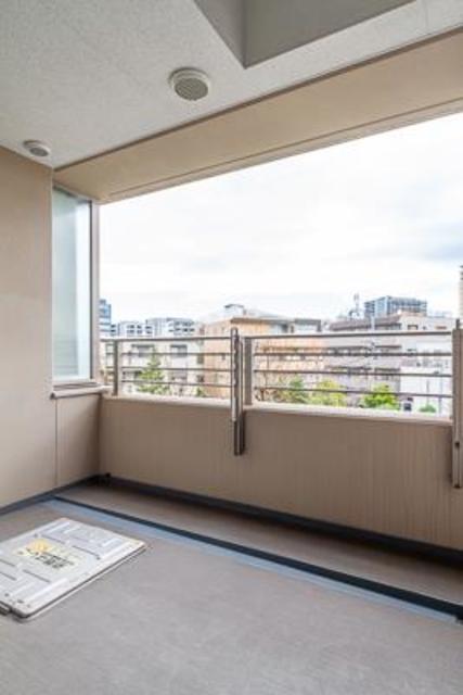 バルコニー　※写真は同タイプ住戸です。