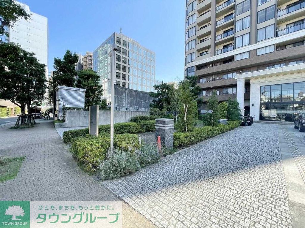 エントランス　タウンハウジングレジデンス事業部　恵比寿店・赤坂店までお問…