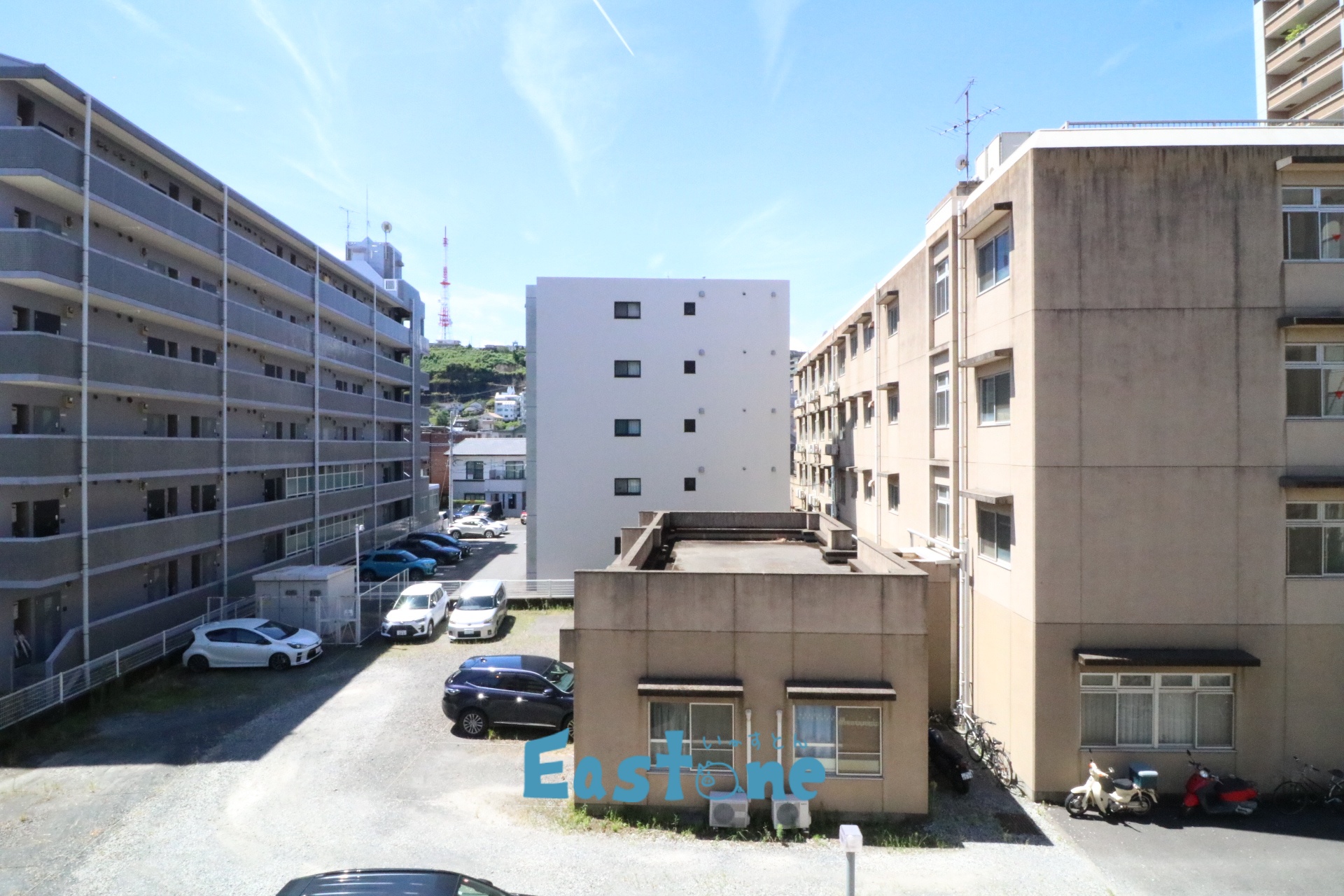 眺望　隣の建物と距離がある◎