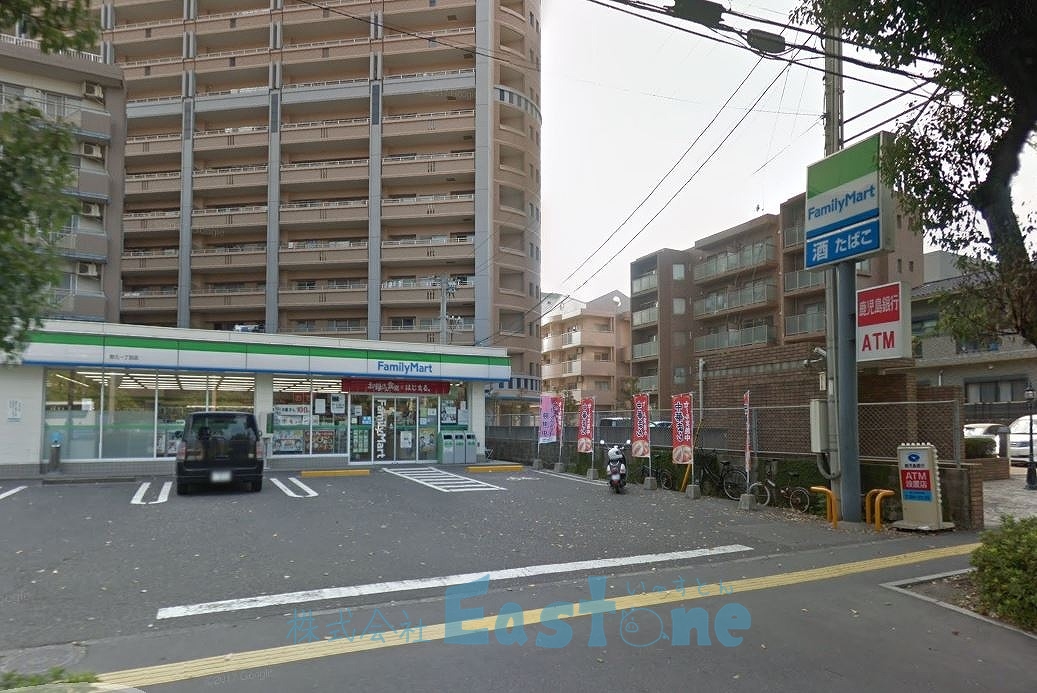 コンビニ　ファミリーマート郡元一丁目店（コンビニ）まで131m