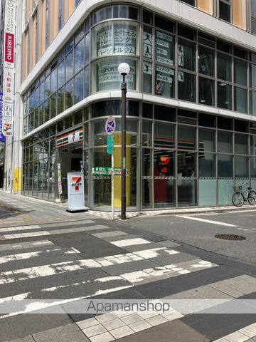 コンビニ　セブンイレブン（コンビニ）まで117m