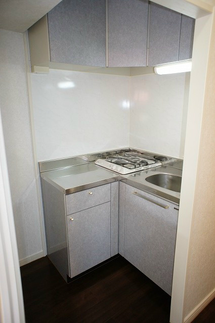 キッチン　2口ガスコンロ付き