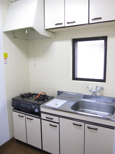 キッチン　キッチンには窓はあります※コンロは設備ではありません。
