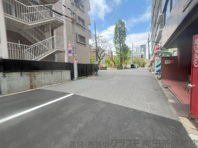 その他　周辺道路（その他）まで10m