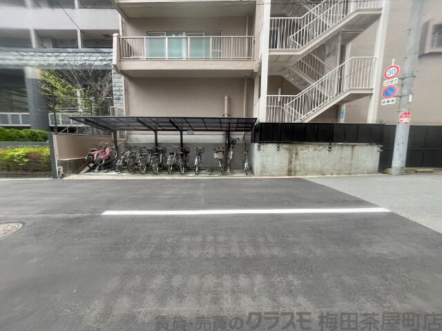 その他　周辺道路（その他）まで10m