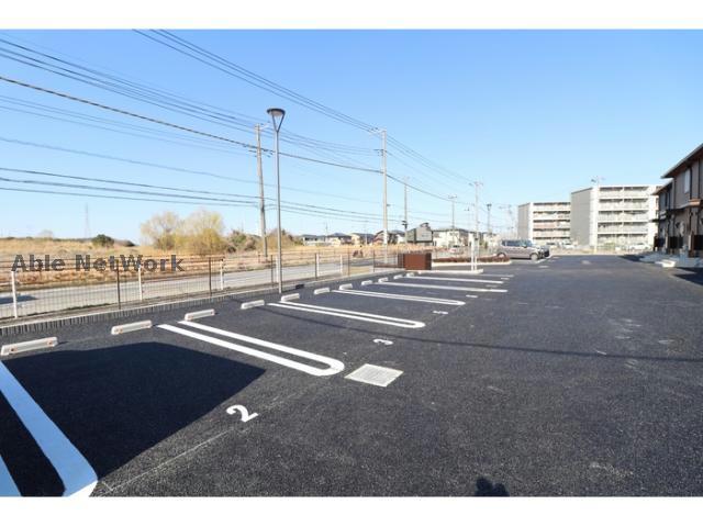 駐車場　駐車場