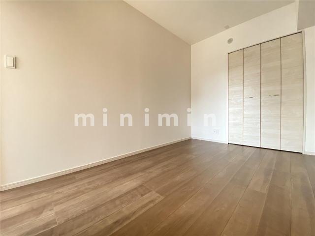 居室・リビング　※写真は別号室のものですので現状優先とさせていただきます