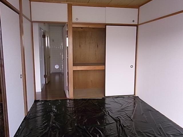 その他部屋・スペース　★収納１間付きの和室★